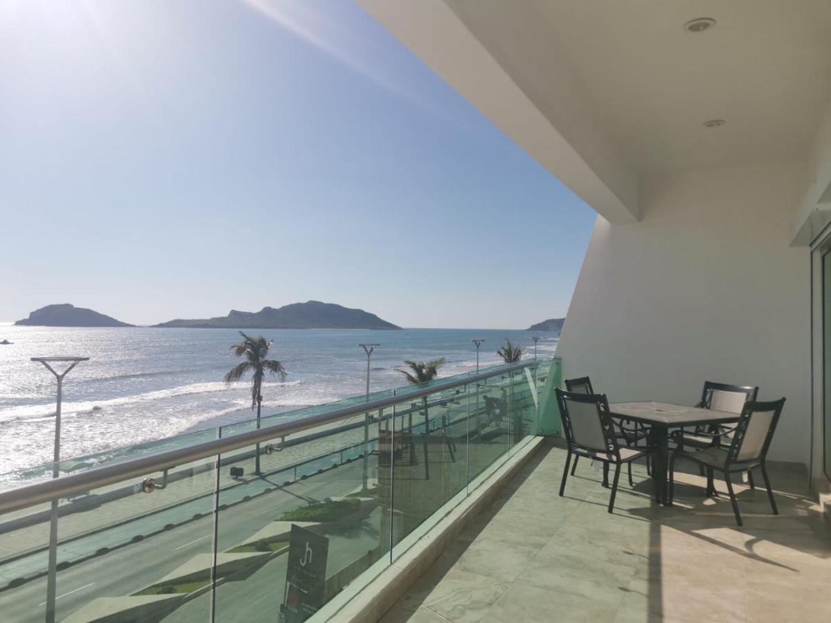 Hermoso Y Moderno Departamento Frente Al Malecon Con Preciosa Vista Al Mar Mazatlán Exteriör bild