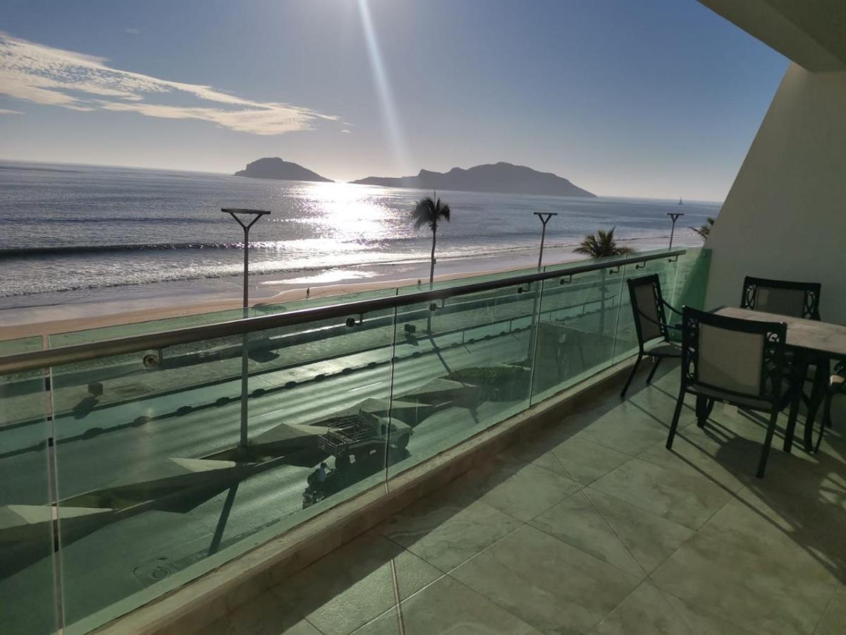 Hermoso Y Moderno Departamento Frente Al Malecon Con Preciosa Vista Al Mar Mazatlán Exteriör bild
